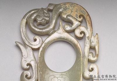 图片[3]-Jade she thumb ring-shaped pendant with animal pattern, Eastern Han dynasty (25-220)-China Archive